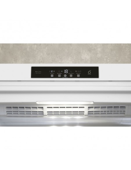 Grandi elettrodomestici congelatori 348240_whirlpool wva31612 nfw 2 congelatore  verticale capacita 303 litri classe energetica e no frost tecnologia 6  senso 175 cm bianco